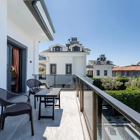 别墅 Luxury In The Center Of Hisaronu