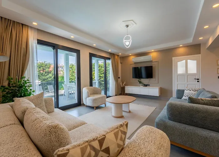 Vila Luxury In The Center Of Hisaronu