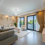 Luxury In The Center Of Hisaronu *