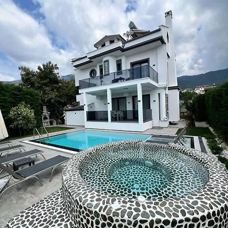 Villa Luxury In The Center Of Hisaronu Fethiye