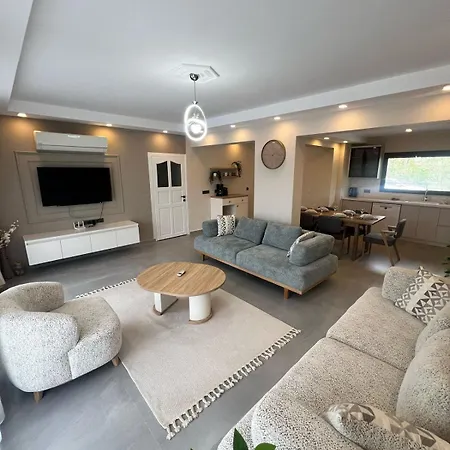 Luxury In The Center Of Hisaronu Villa *