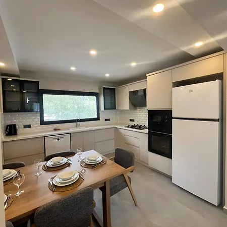 Villa Luxury In The Center Of Hisaronu