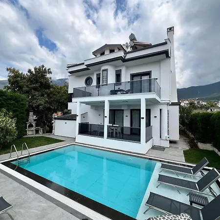 Villa Luxury In The Center Of Hisaronu Fethiye