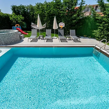Villa Luxury In The Center Of Hisaronu *