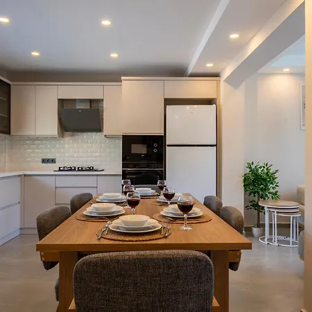 Villa Luxury In The Center Of Hisaronu *