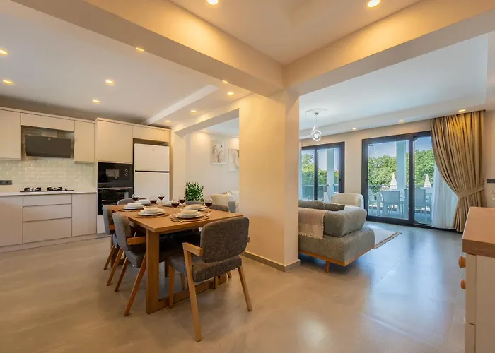 Luxury In The Center Of Hisaronu Villa Fethiye